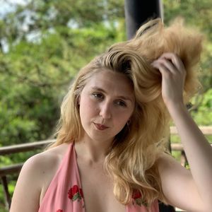 Meet your Posher, Natasha